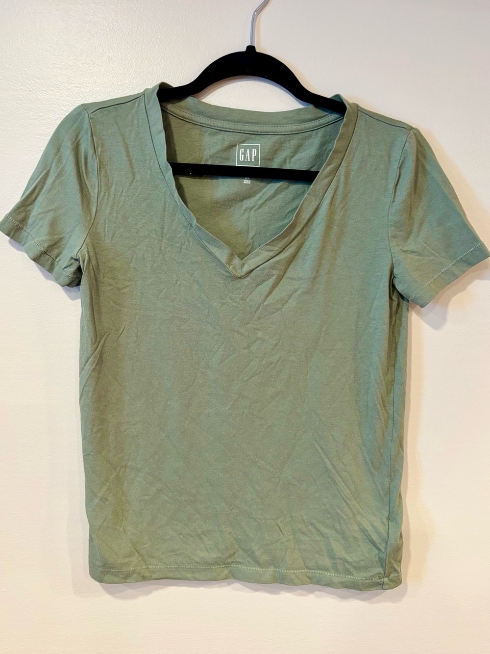 GAP Organic Cotton Short Sleeve Everyday V-Neck T-Shirt Sage Green Women's XS